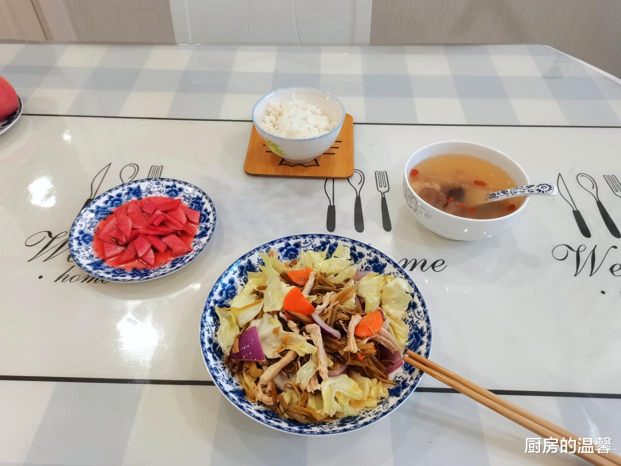 工薪阶层的5天饭菜，虽普通却也健康，真的是省钱吃得香