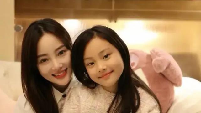 李小璐|甜馨，登上热搜！