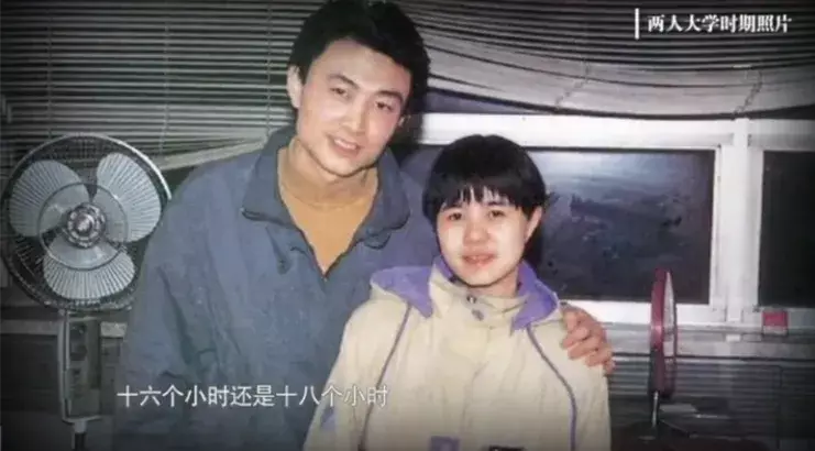 求婚|金龟子女儿被求婚成功！与高大男友当众拥吻，王宁挺肚腩满脸喜色