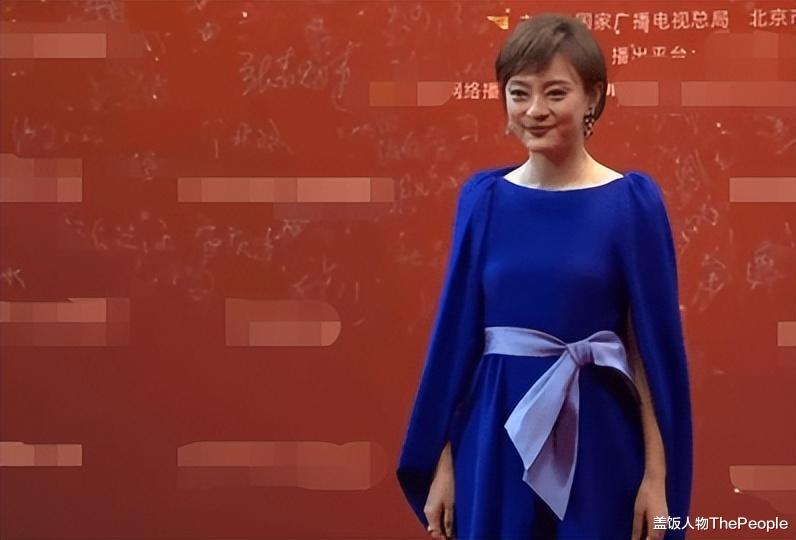 孙俪|有一种“尴尬”，叫孙俪玩性感，明明条件有限，却非要露点什么
