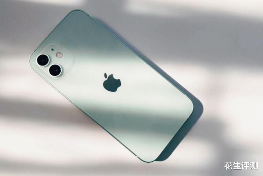 iOS|都说iPhone12mini电池不行？升级iOS15.6续航大幅提升，可养老
