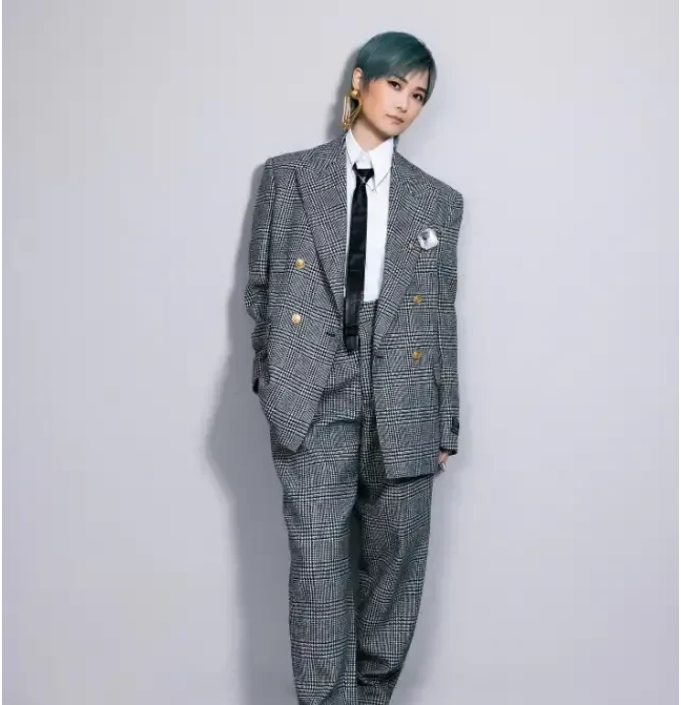 |李宇春，太让人心疼了！