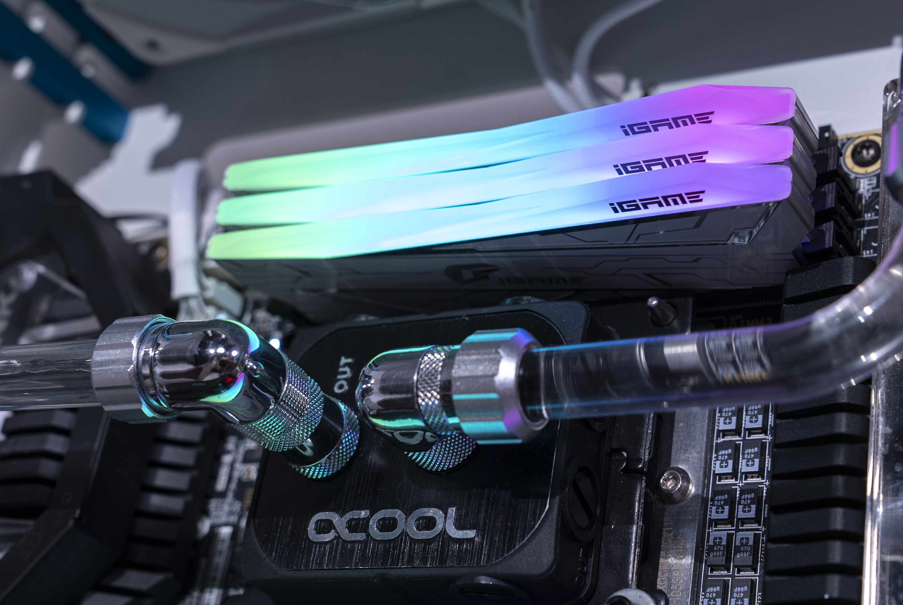 CPU|昔日价值6万元的28核旗舰平台,如今性能表现如何?「上集」