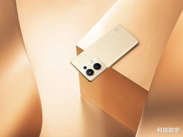 鲁大师|鲁大师三项权威认证!Reno9超大杯屏幕、颜值、流畅无对手