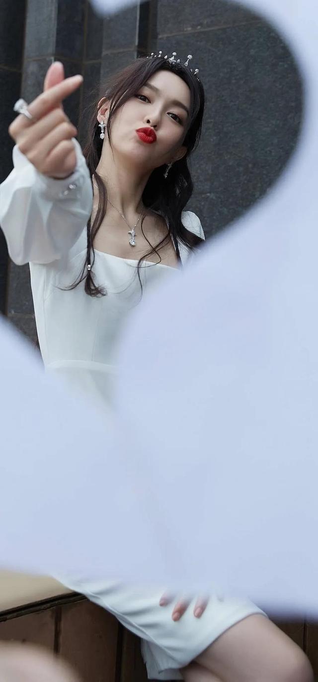 唐嫣|唐嫣:最美是你语笑嫣然时