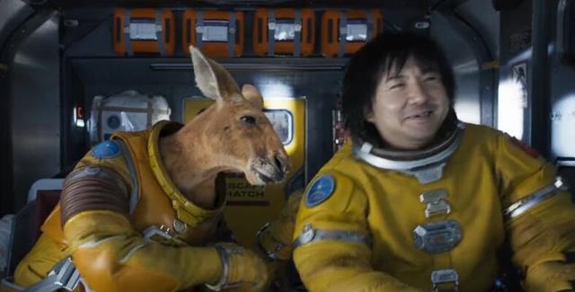 独孤月|《独行月球》:独孤月在月球孤身一人,却并不“孤独”