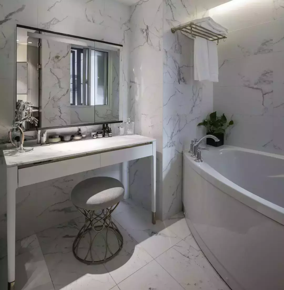 晒59㎡二手房改造，老婆非要隔出一个衣帽间，邻居看后照搬回家！