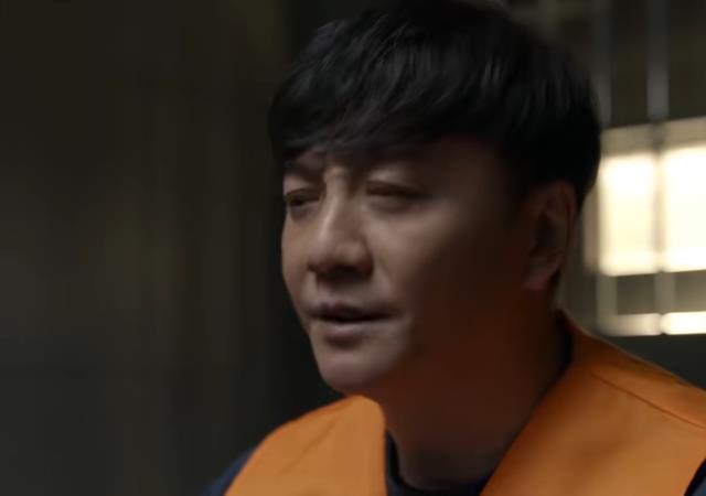 玫瑰之战|《玫瑰之战》开局“四场婚外情”:缺钱,才是中年女人最大的隐痛