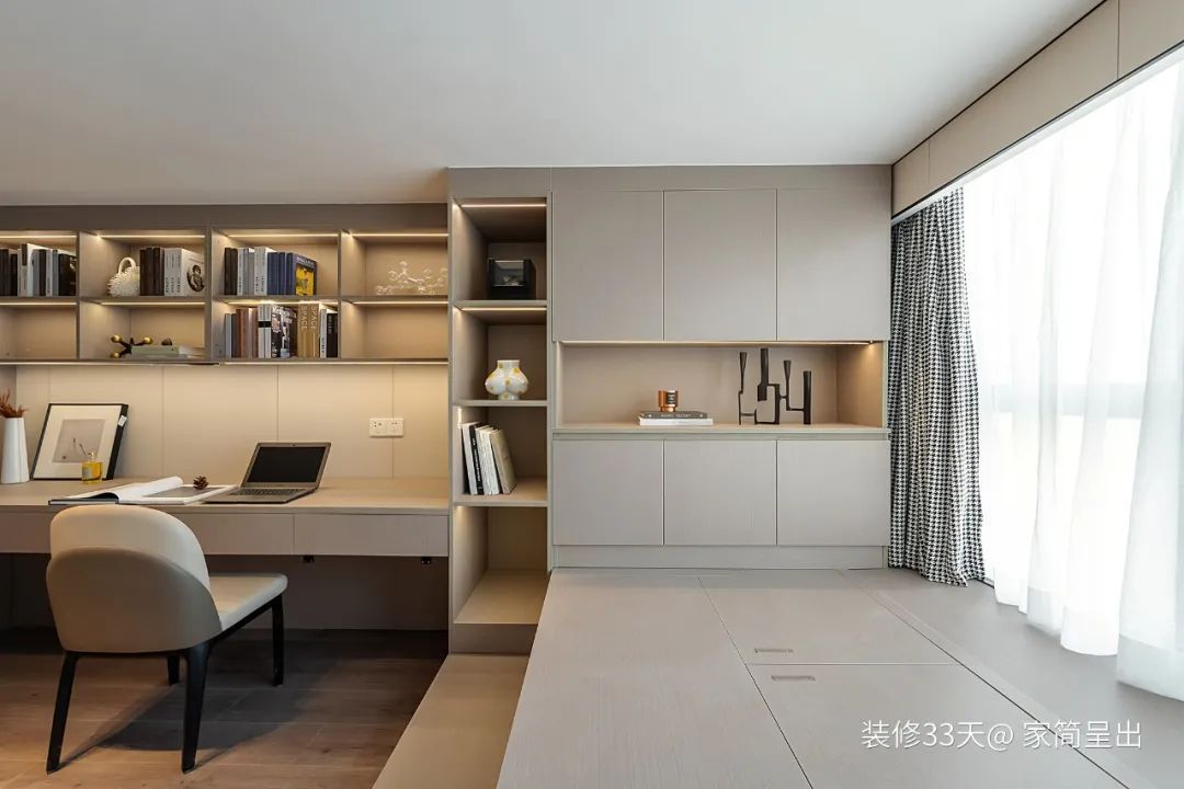 装修设计:挑高客厅,餐厨一体,现代Loft三室