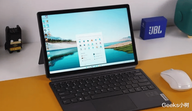 英伟达|感恩教师节!四款职场精英专属二合一平板推荐,你挑谁?