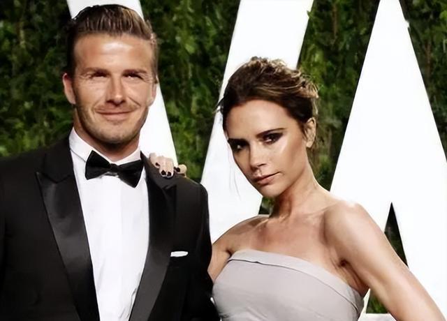 贝克汉姆|贝克汉姆高攀了！儿媳在上亿豪宅内举办婚礼，小贝开20万车显寒酸