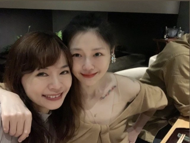 具俊晔|具俊晔已从纽约返回韩国,好友晒照祝他结婚,暂不回台与大S团聚