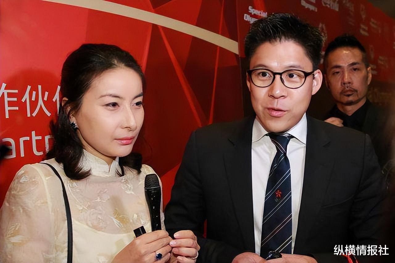 霍启刚|霍启刚的疙瘩已解开,父亲拿出十几亿息事宁人,他不在乎分多少钱