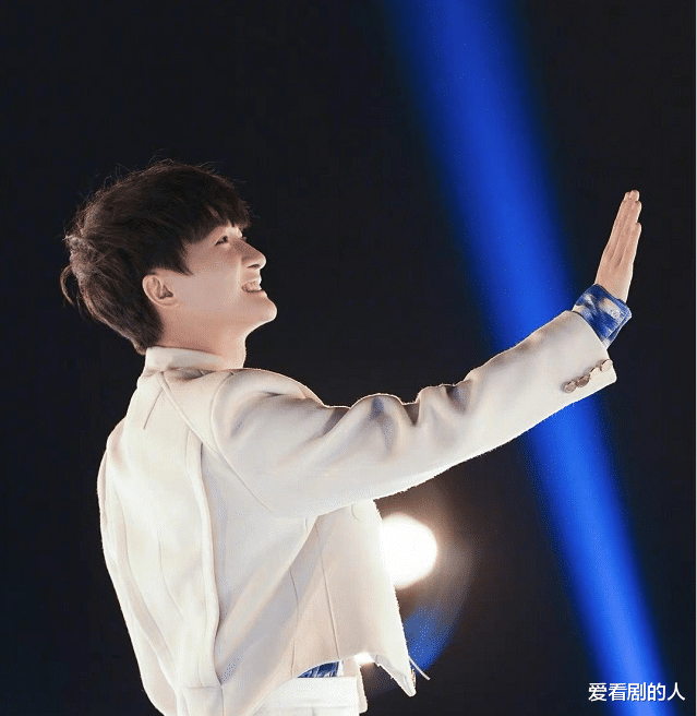 春晚|“劳模”周深又要开始霸屏了，多达六台春晚，让我们一起来期待！