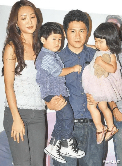 曹格|吴速玲与曹格离婚后现状：工作满档已排到明年，旅游散心都没时间