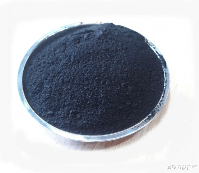 太空中不能用铅笔,也不能用钢笔,这是为什么?