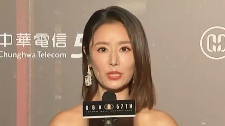 牛莉|好好的美女非去弄鼻子，林心如鼻子像被夹住，牛莉一个鼻孔两个大