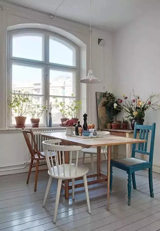 小小屋装修网|餐厅如何布局？推荐这6种经典方案