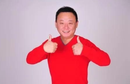 邵峰|邵峰：与妻子恩爱多年，为救妻子不惜倾家荡产，结婚多年无绯闻