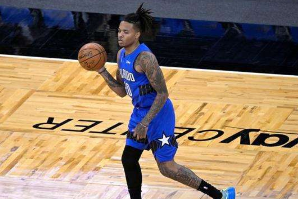 斯玛特|阔别416天，上场仍是最强天赋！被偷走投篮包的他还能胜任NBA后卫