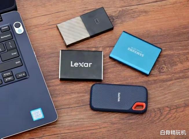 固态硬盘|移动固态硬盘，一些大品牌都是在割韭菜收智商税，应该如何选择？