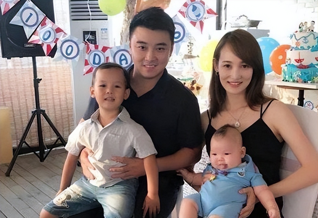 王皓|王皓辟谣离队后，央媒点名送他8个字，恭喜樊振东或成最大赢家