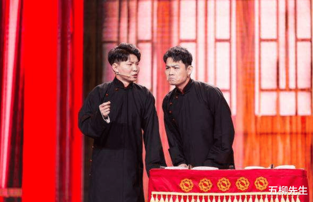 相声|相声行业迎来新变化?姜昆李菁曹云金亮相各大晚会,流量相声消失