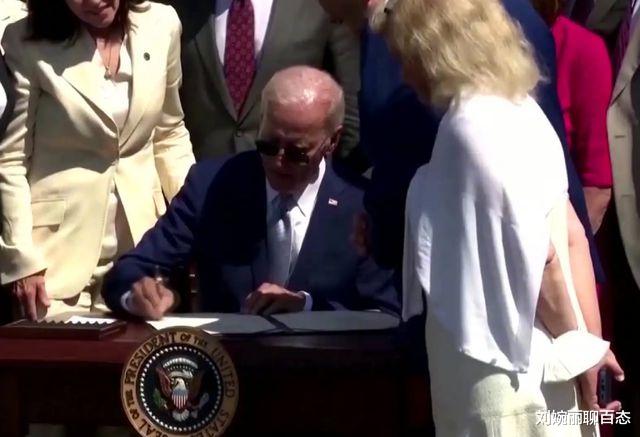 Python|离开美国技术,我国几年能造出高端芯片?