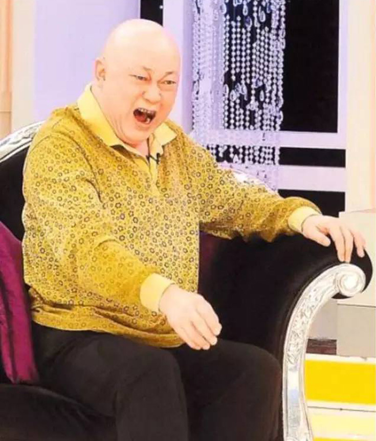 金超群|红极一时的“包青天”金超群：妻子陪他抗击脑瘤，余生乐做青岛人