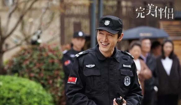 胡歌|《完美伴侣》胡歌抢了男主风头？出场短短几分钟，却帅出了新高度