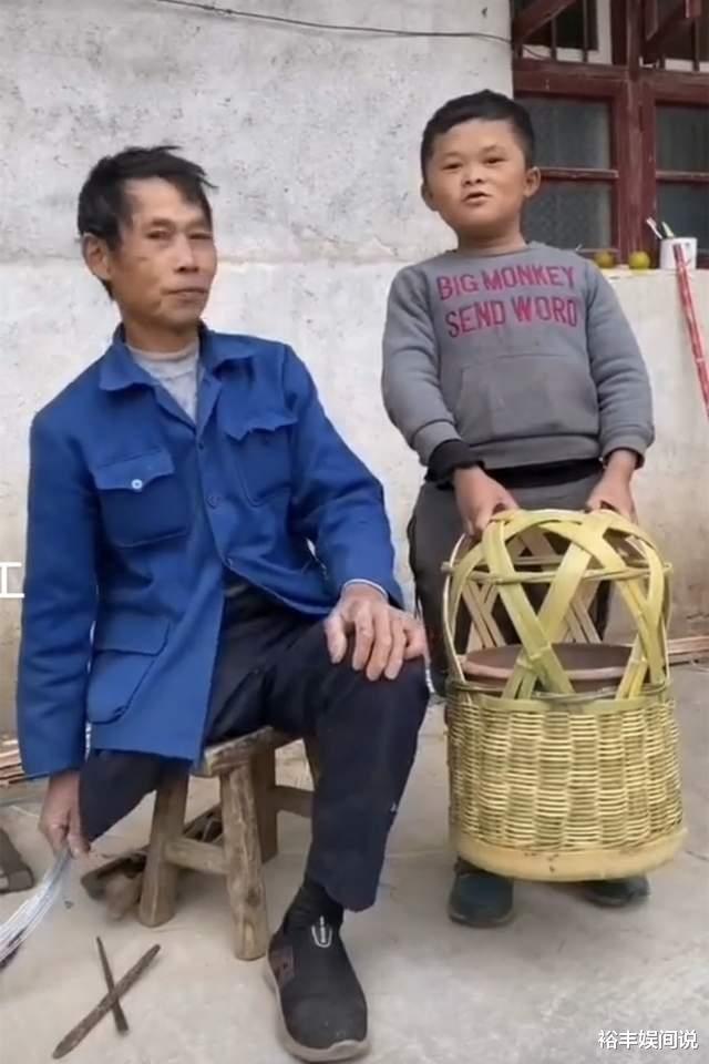 马云|“小马云”姐姐近照曝光！四岁失去妈妈16岁打工，相关账号已清空