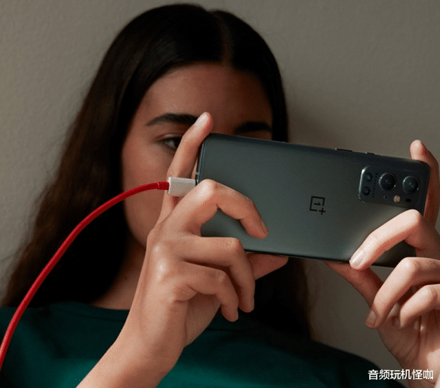 电子商务|跌至新低!2K柔性屏+骁龙888+哈苏专业模式,已卖到缺货!