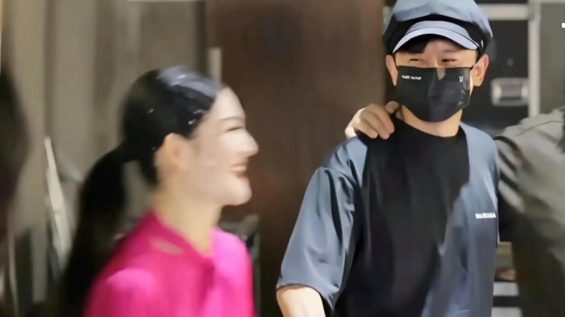 黄奕|陈乔恩携老公捧场谢娜话剧，相约应采儿黄奕，娜姐人缘依然超好