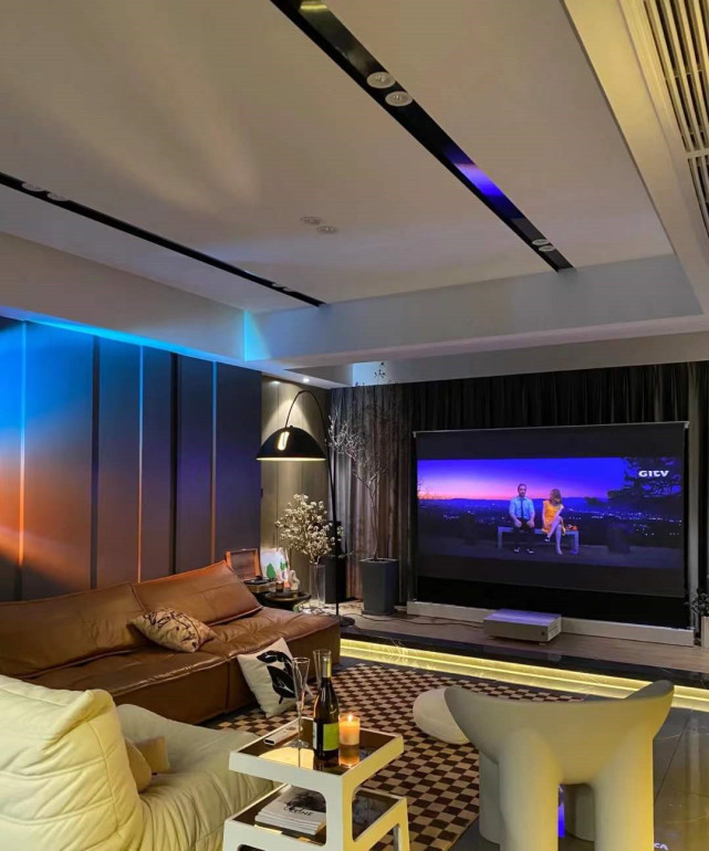 走进她家,才知道什么叫高级大方,光一个客厅就让人赏心悦目