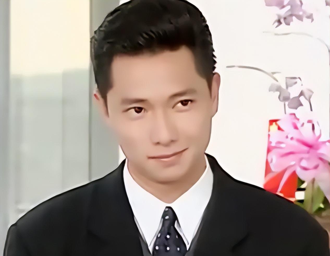 宁静|岁月不败女神！这4位港星保养有方，69岁赵雅芝与儿子合影似姐弟