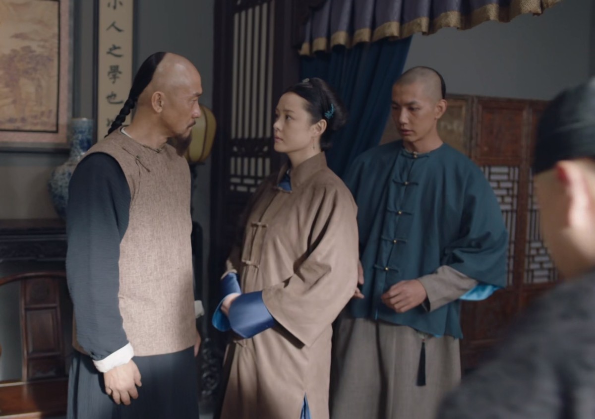 刘一含|《天才长河》刘一含:和小8岁男演员演母子,二人一同框就尴尬了