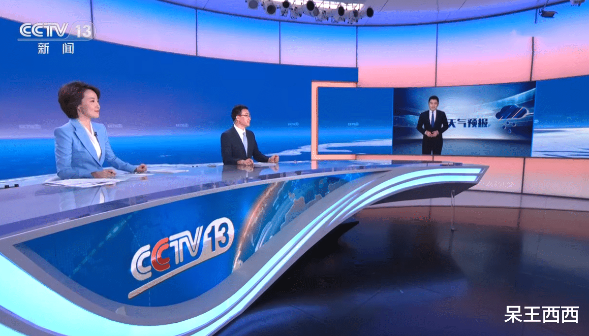 央视|央视新面孔刘妙然出圈，入职《朝闻天下》栏目，气质呈现更加成熟