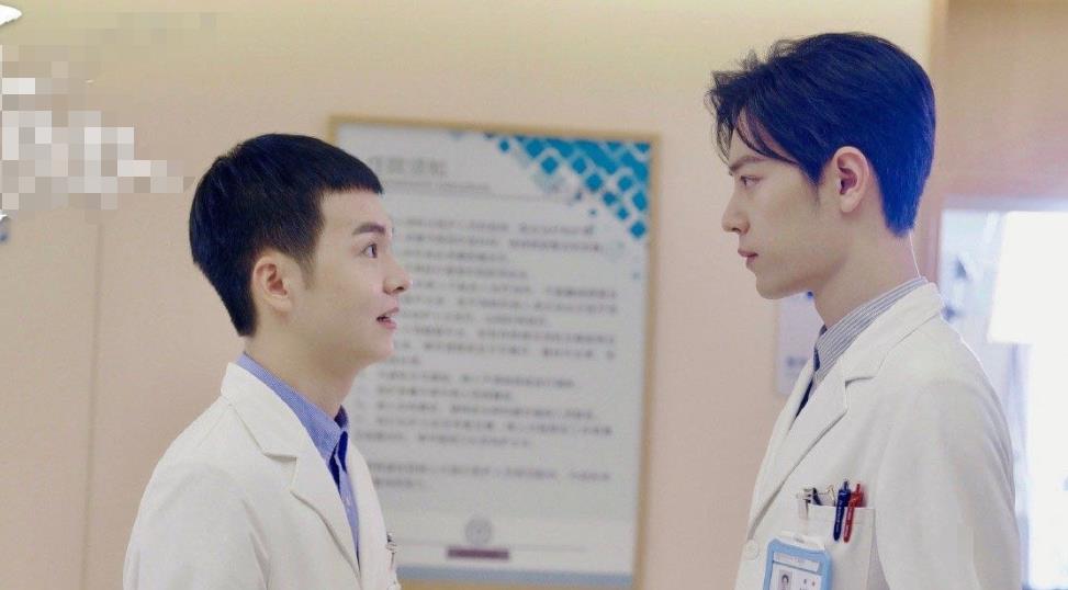 鹿鼎记|14年前演《鹿鼎记》,14年后搭戏肖战演《余生》,奈何身高是硬伤