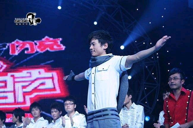 刘维|36岁选秀冠军宣布退圈:从一夜成名到无人问津,他经历了什么?