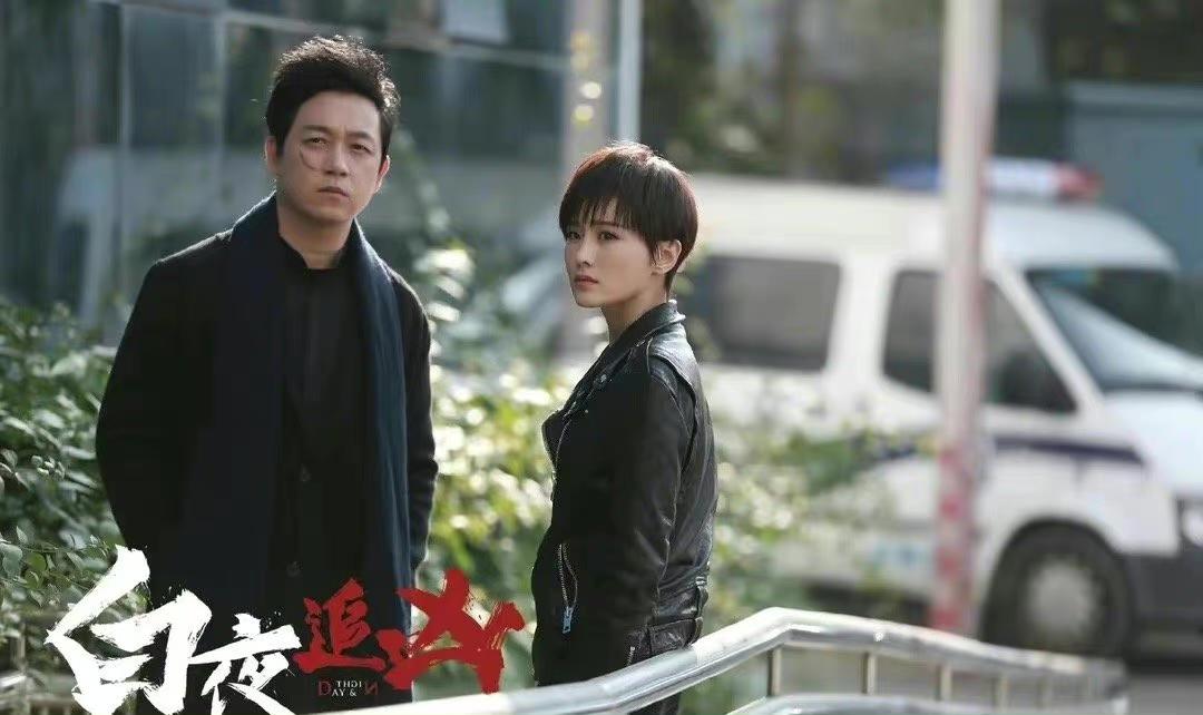 |潘粤明带小女友聚餐,二人相差十岁交往五年,同框超甜似老夫老妻