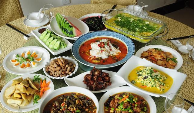 大爷|搭伙老伴要求每月再给3千零花,68岁大爷怒:你真把我当冤大头了