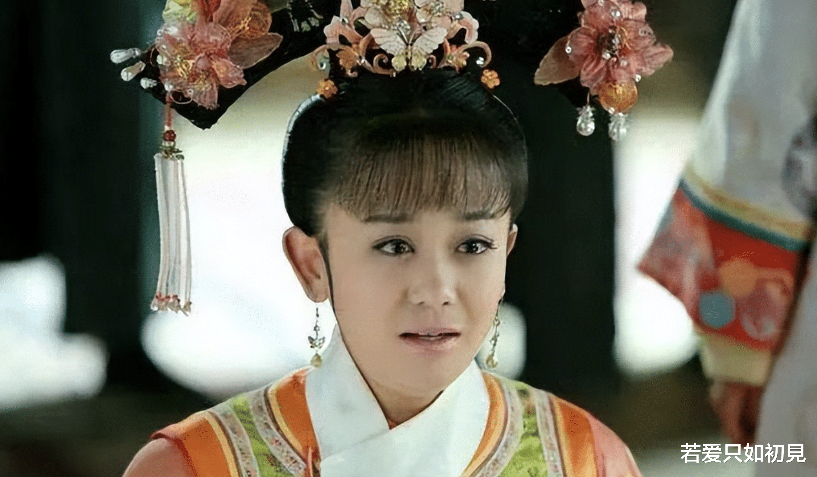 李依晓|五官凑在一起，越看越丧！“自带苦相”的10位女星