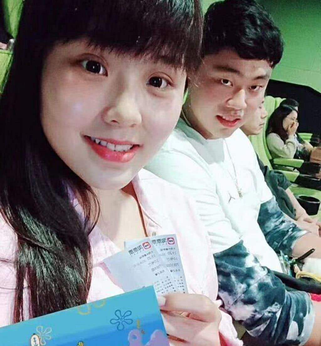 郭艾伦|郭艾伦脏话发飙，弗格妻子美国熬夜看CBA，赵义明取经女友李月汝
