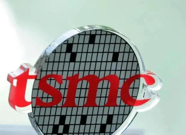 台积电|多个新消息传来！外媒：台积电有点淡定不了了