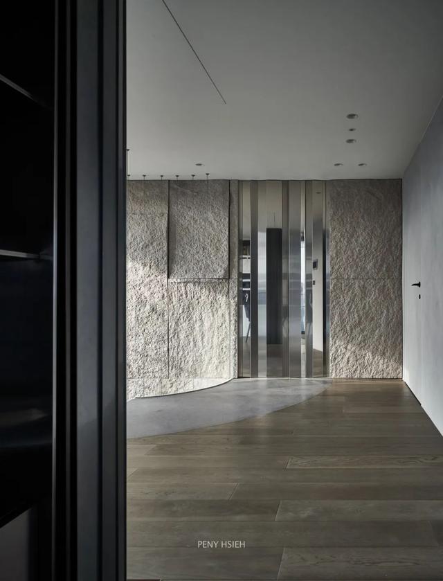 250㎡现代别墅,朴素自然、简约文艺,令人舒适惬意