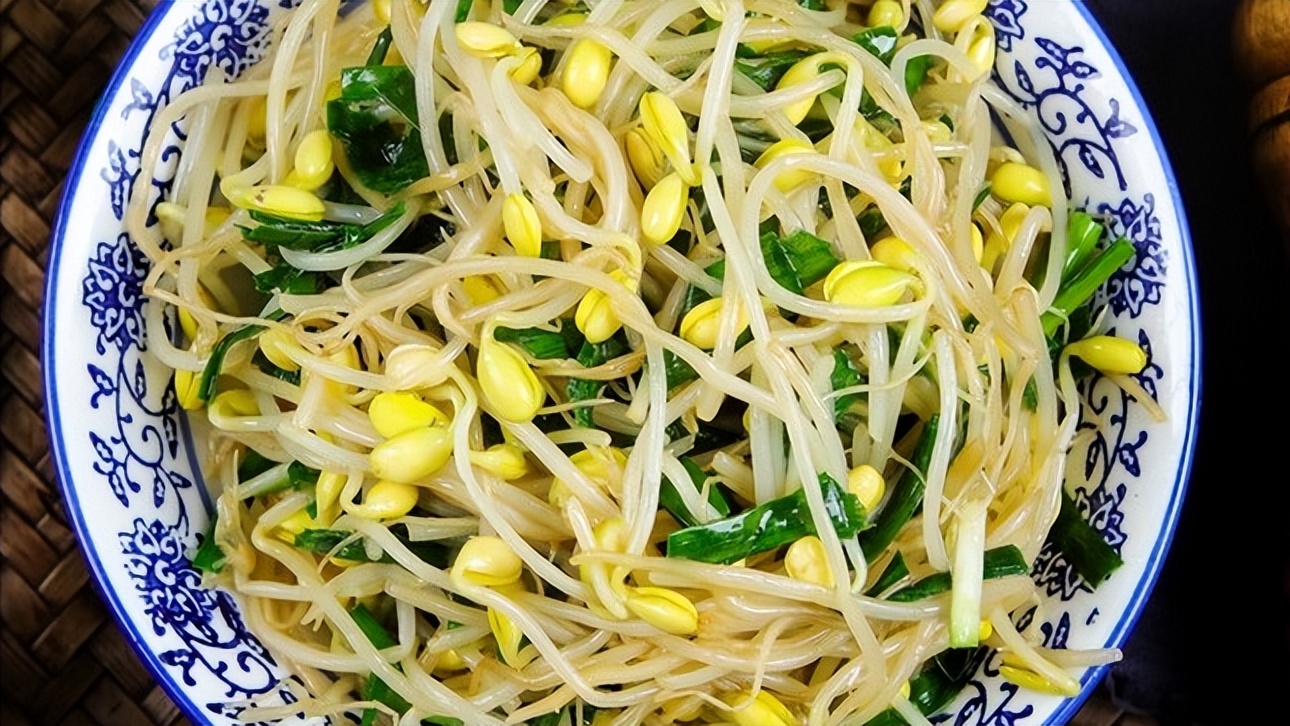 谷雨时节,记得吃“4白3黄2绿1红”,祛湿润燥,应季而食身体好