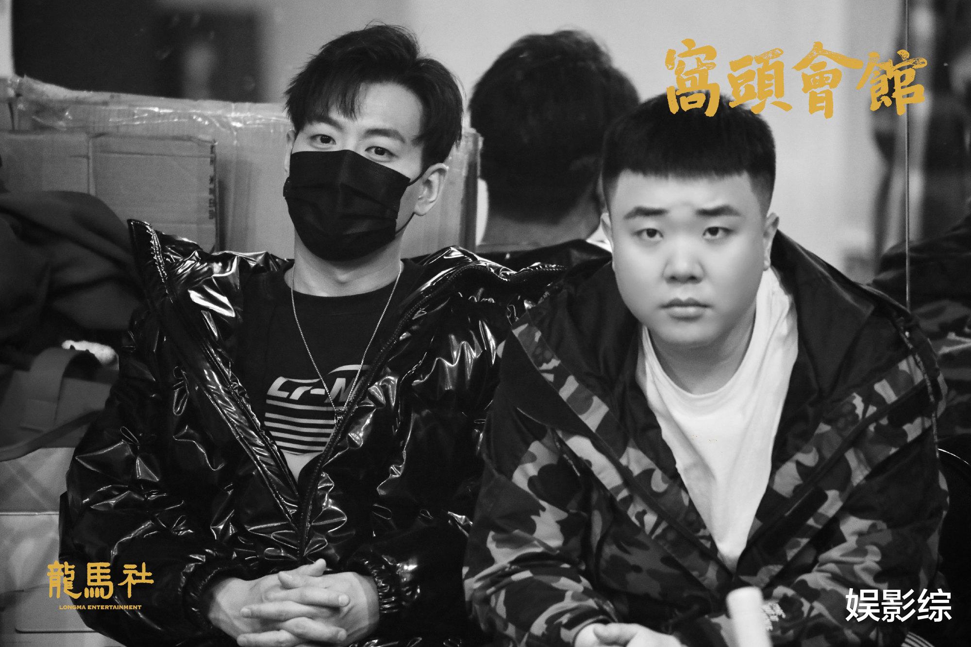 郭麒麟|《窝头会馆》花絮：张国立喝星巴克咖啡，郭麒麟喝无糖饮料