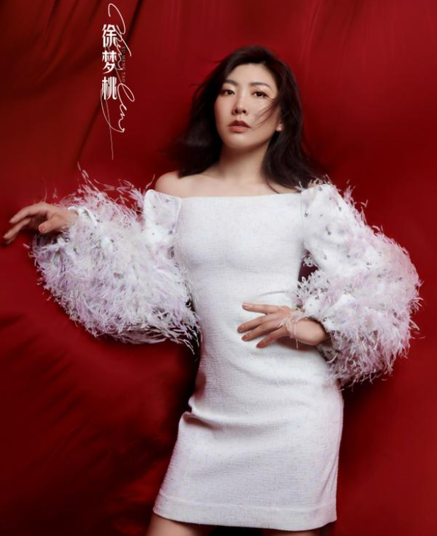 姐姐|《乘风破浪》520开播!30位姐姐中,这3位姐姐才是社交高手!