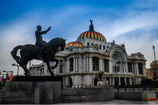 墨西哥城|世界上最大的广场填湖建都,逛一天都逛不完