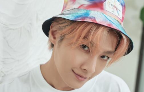 秦岚|蔡依林立场问题升级!《北京欢迎你》删镜头只留声,炎亚纶暂低头